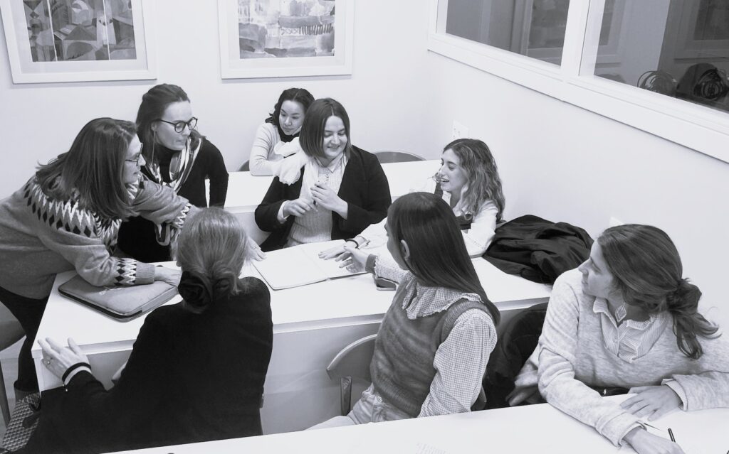 ¿Qué aprendemos del pensamiento «woke» y de la historia cultural del feminismo?